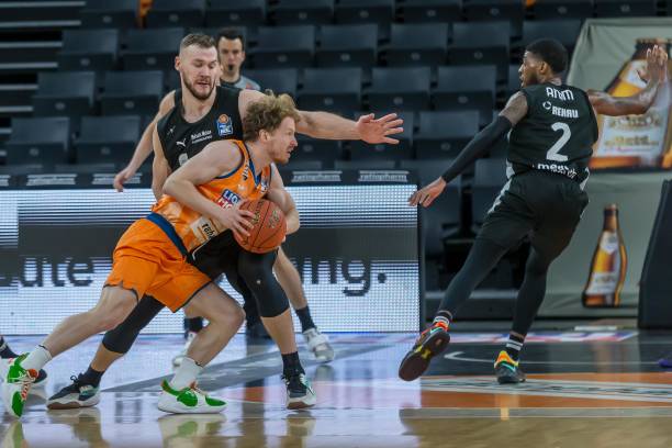 并未因此失 并未因此失